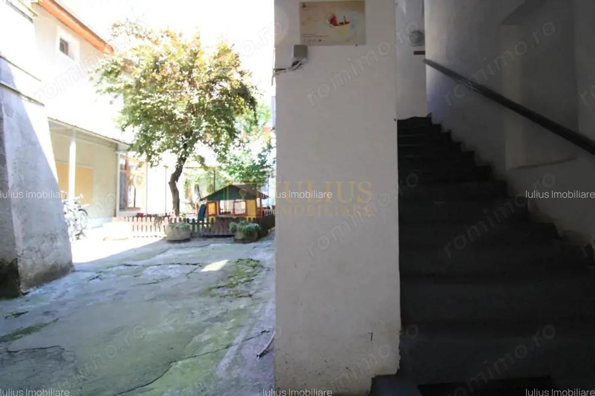 Piata Unirii/VASILE ALECSANDRI; ap 2 camere/et1 + incapere/parter + pivnita. - 12