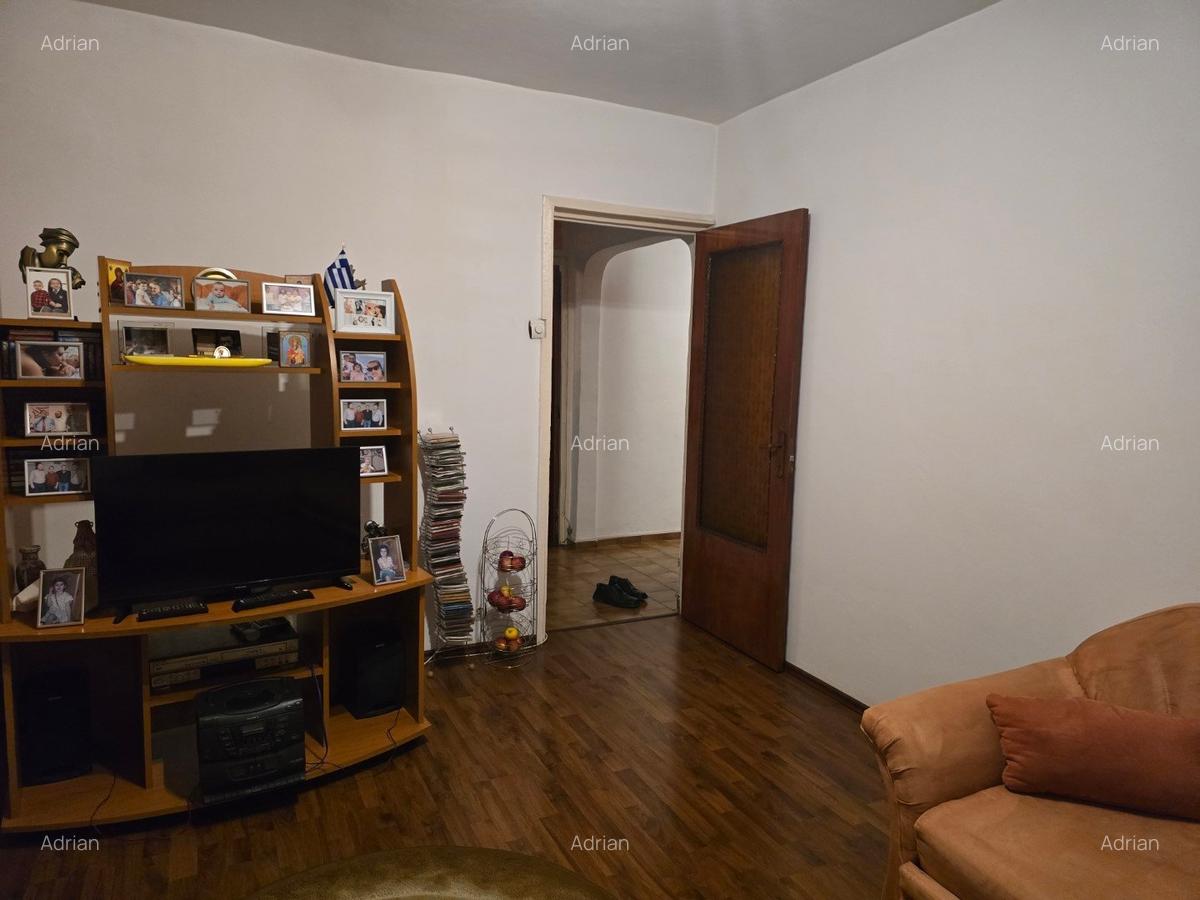 Apartament cu 2 camere decomandat în Dristor - 12