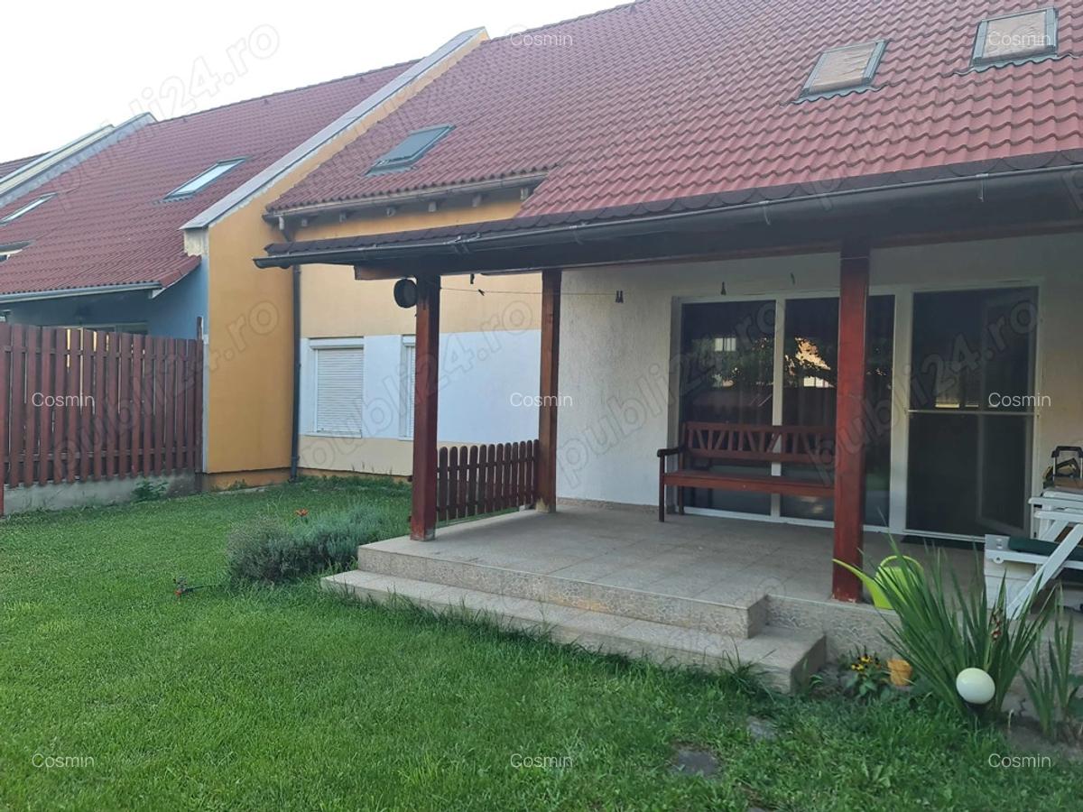 Triplex cu acces din 2 fronturi,parter,mansarda inalta+pod,175mp,teren 300mp - 2