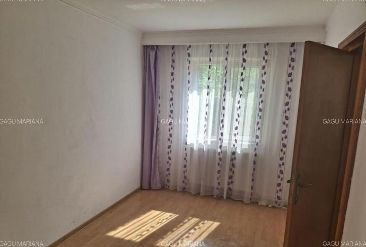 Apartament 3 camere semidecomandat Casa de Cultura - 3 Apartament 3 camere semidecomandat Casa de Cultura - 3