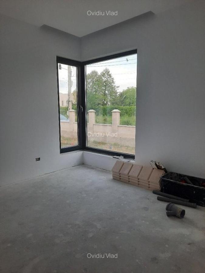 VILA PARTER TOP 4 camere 2 bai placa beton 923mp incalzire pardoseala semineu - 45
