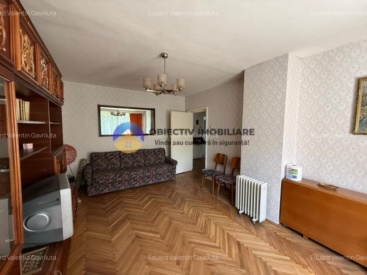 OCAZIE! Apartament 3 camere 75 MP -Etaj 1 Centru - 4