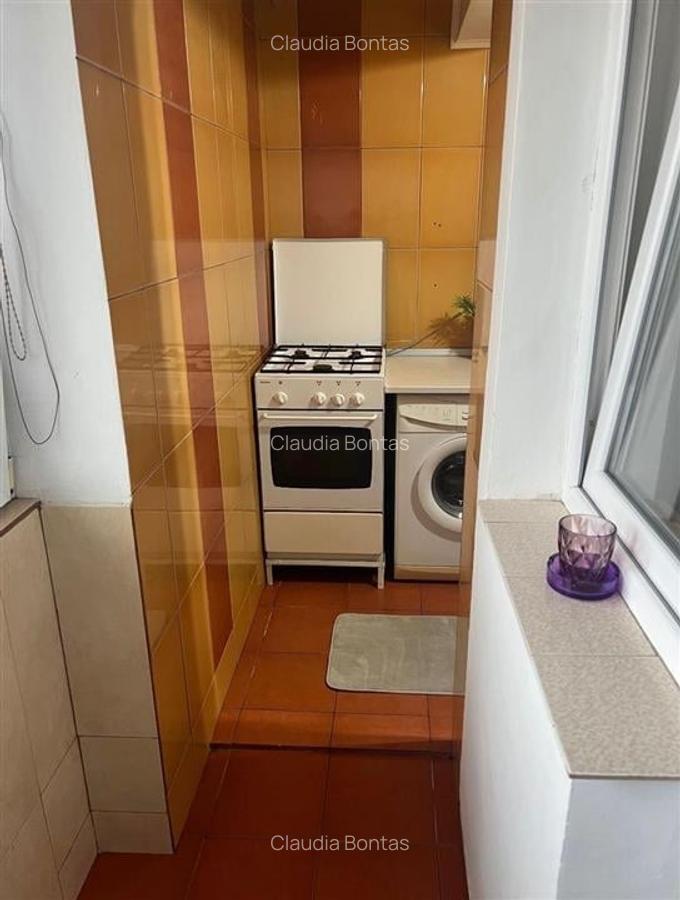 Inchiriere Garsoniera Nicolina - 6