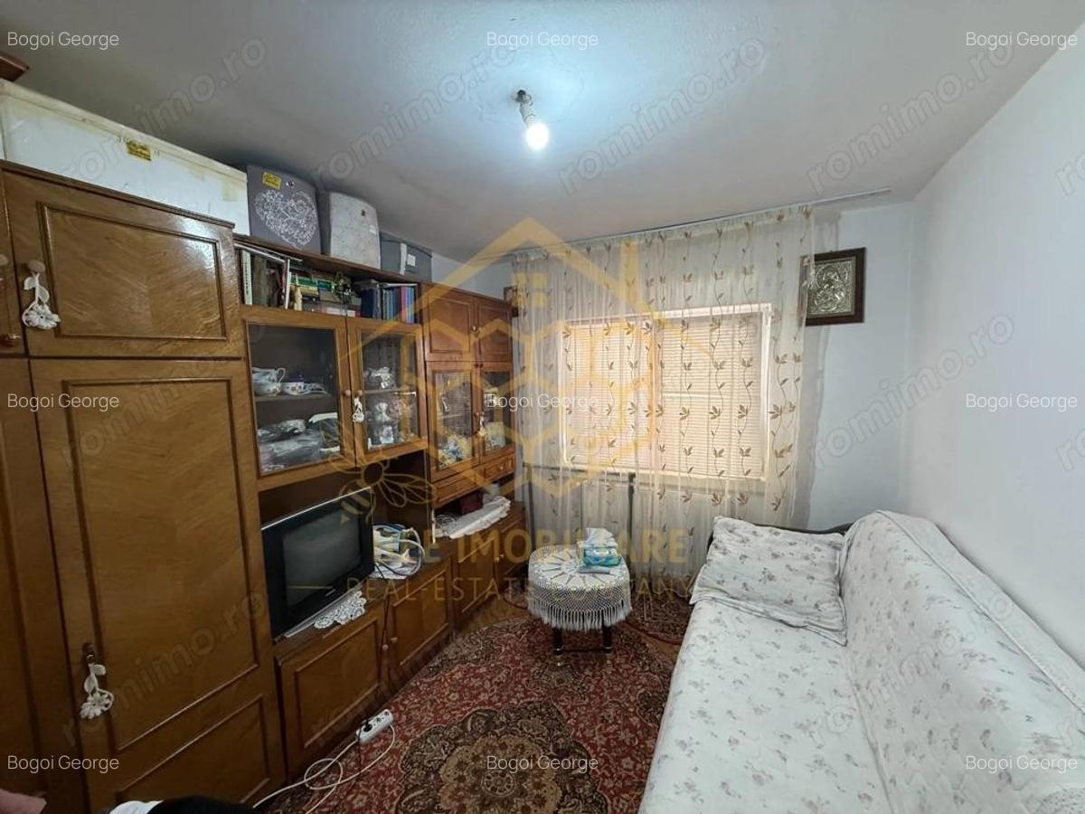 Apartament 3 camere , decomandat in 1Mai - Comision 0% - 8