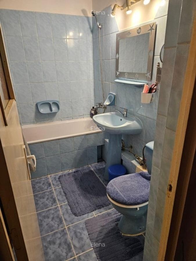 Vand apartament 3 camere decomandat Orastie - 8