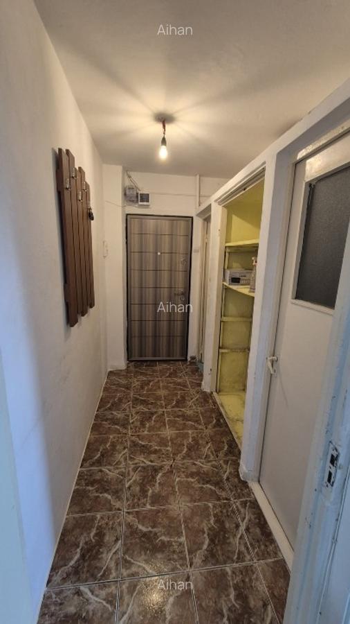Vanzare apartament 2 camere (Zona LIDL) - 4