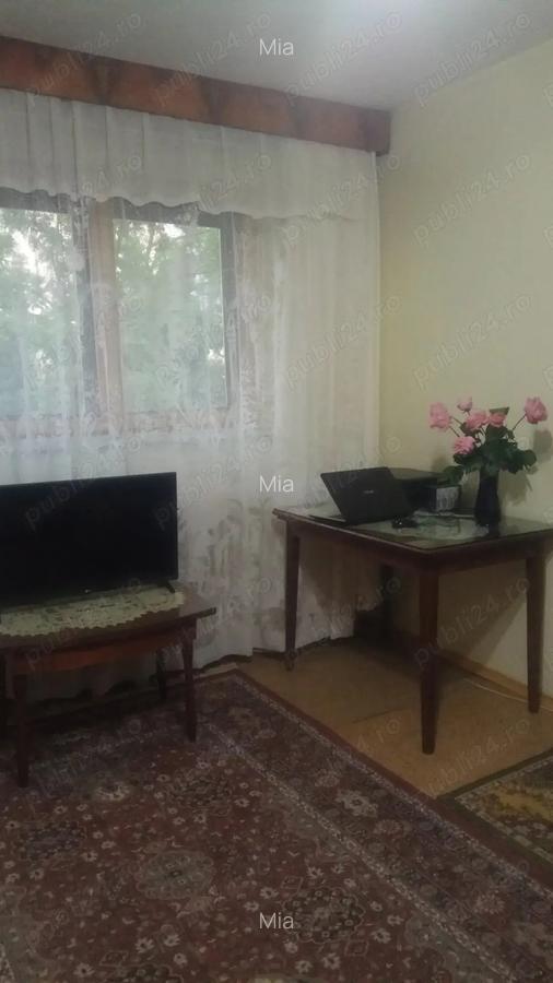 Vand apartament 2 camere nedecomandat - 3