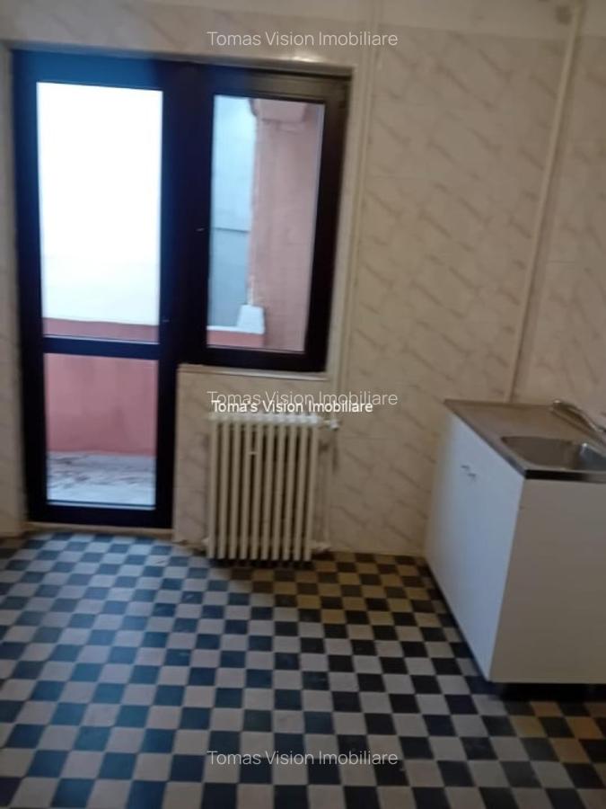 Vanzari Apartamente 4 Camere Piata 1 MAI - 12