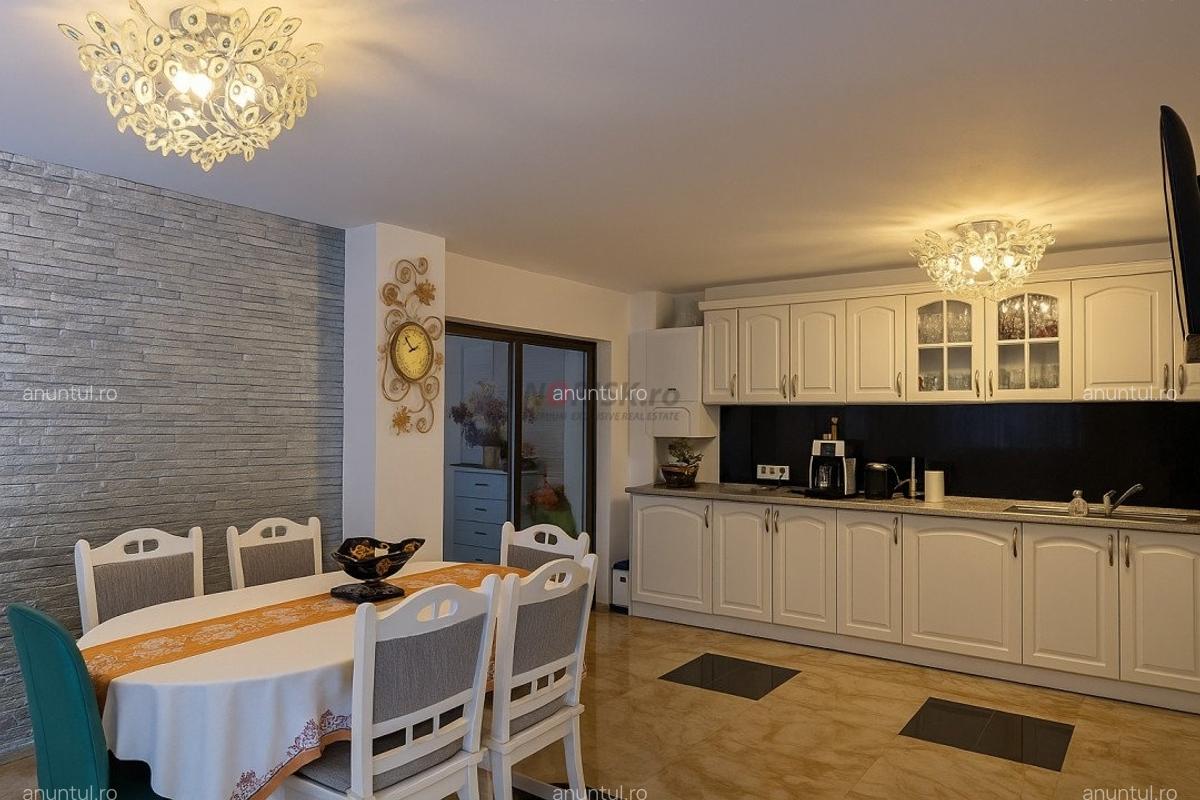 Casa solida, complet renovata, cu terasa generoasa Bolintin Vale - 4