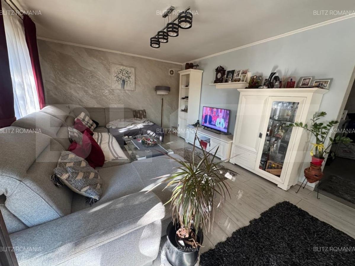 Casa de vanzare, 3 dormitoare, 160 mp utili, teren 528 mp , Unirii - 4
