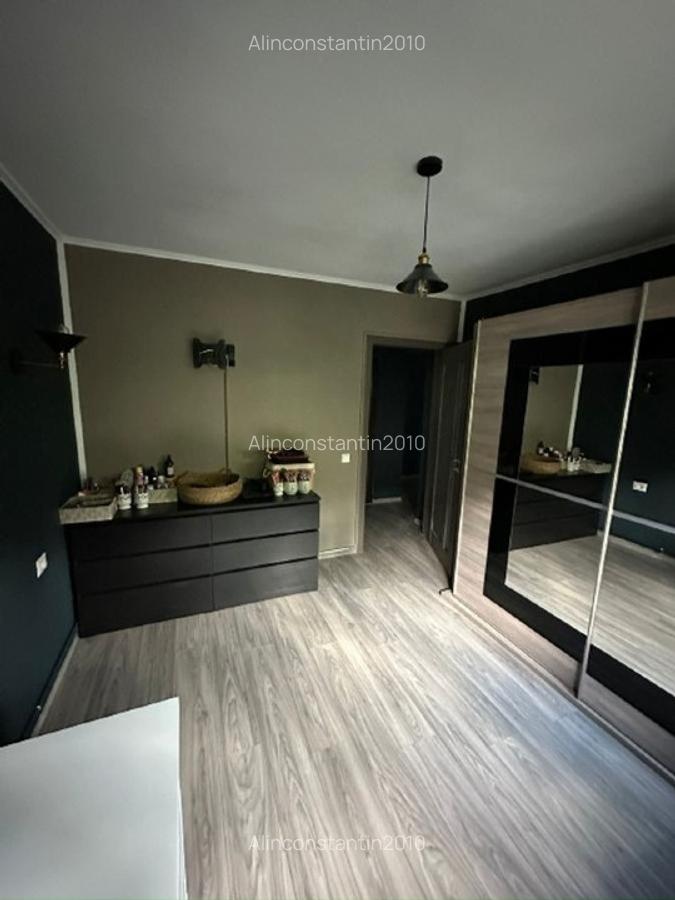 Apartament cu 3 camere decomandat în Central - 8
