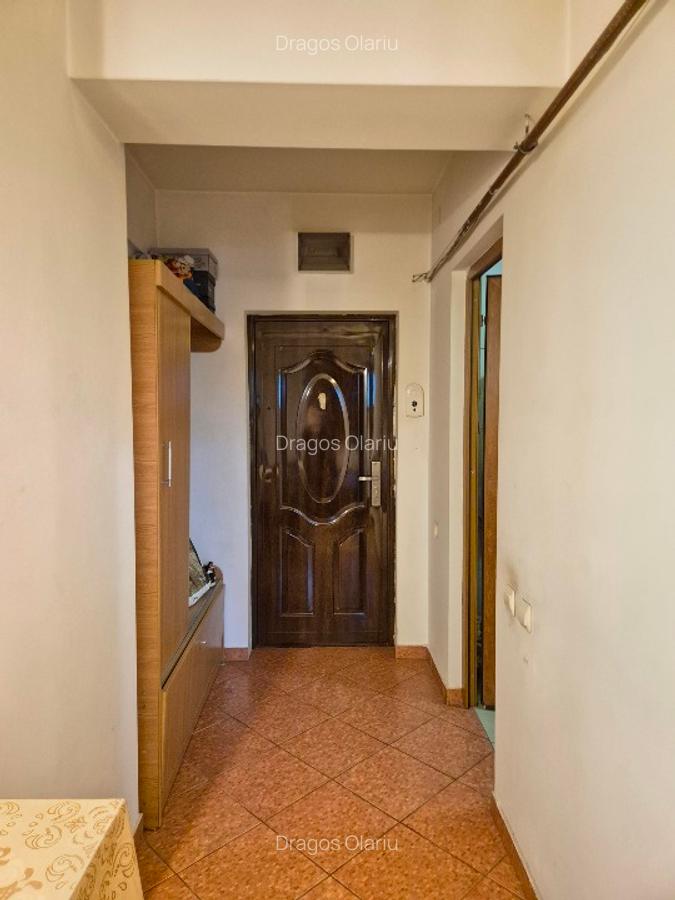 PARTICULAR VAND GARSONIERA - 2