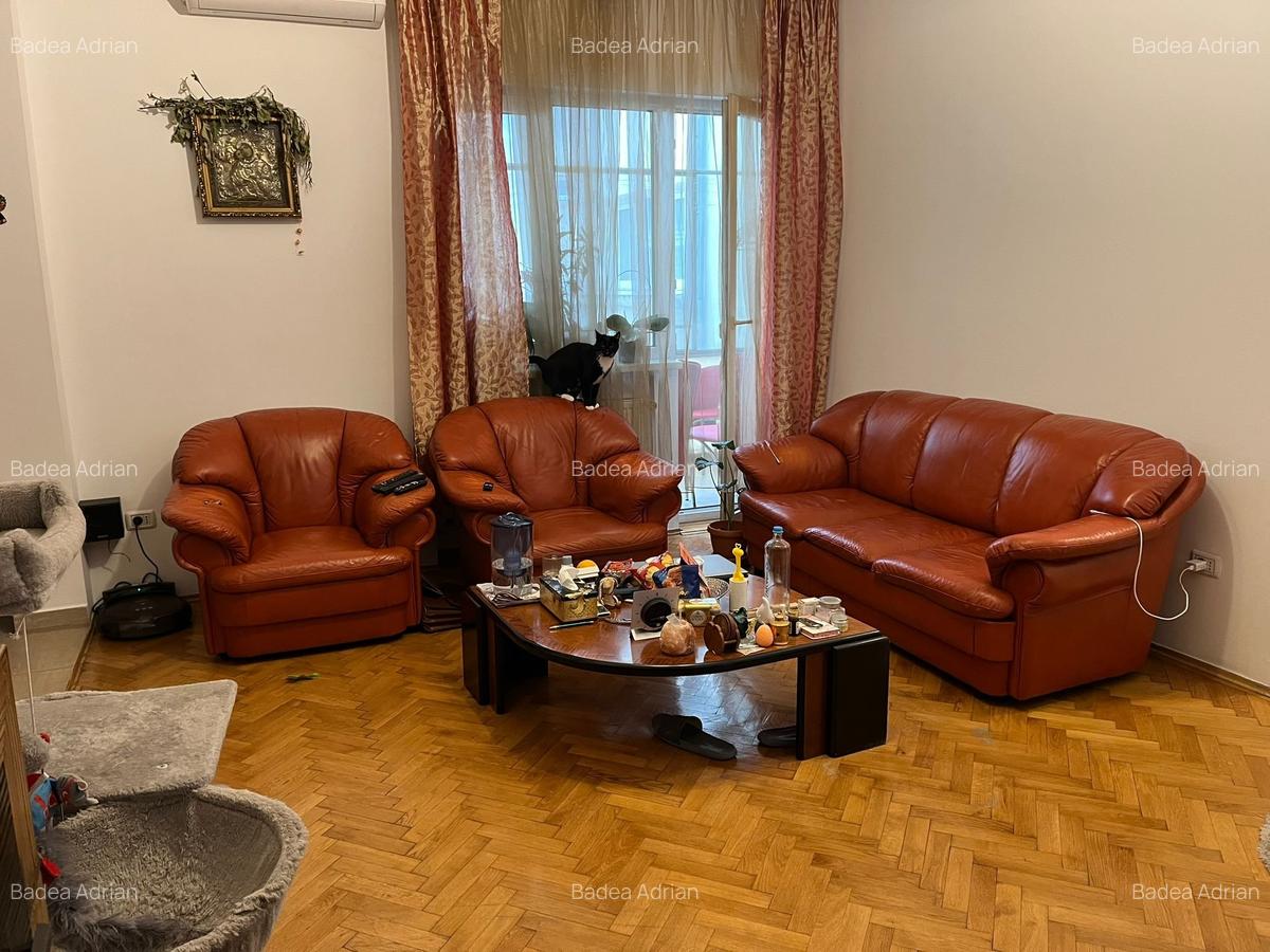 Apartament cu 3 camere semidecomandat în Dacia - 1