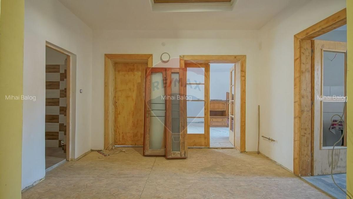 Apartament cu 3 camere de vanzare in zona Brasovul Vechi - 14