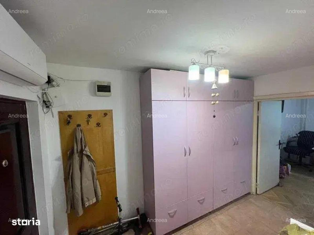 Apartament 1 camera decomandat centrala proprie Zona Torontalului - 3