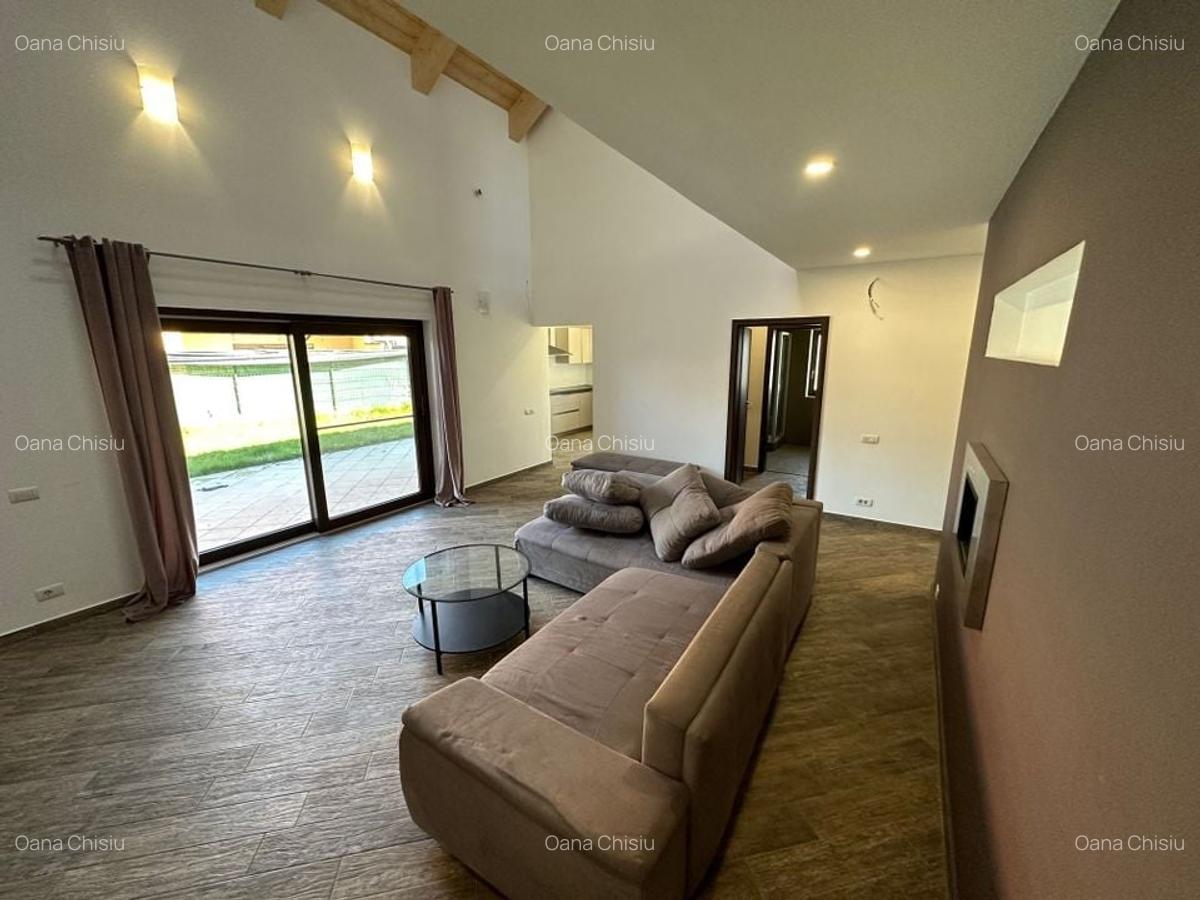 CASA SPATIOASA  CU GARAJ SI TEREN DE 600 MP - 2