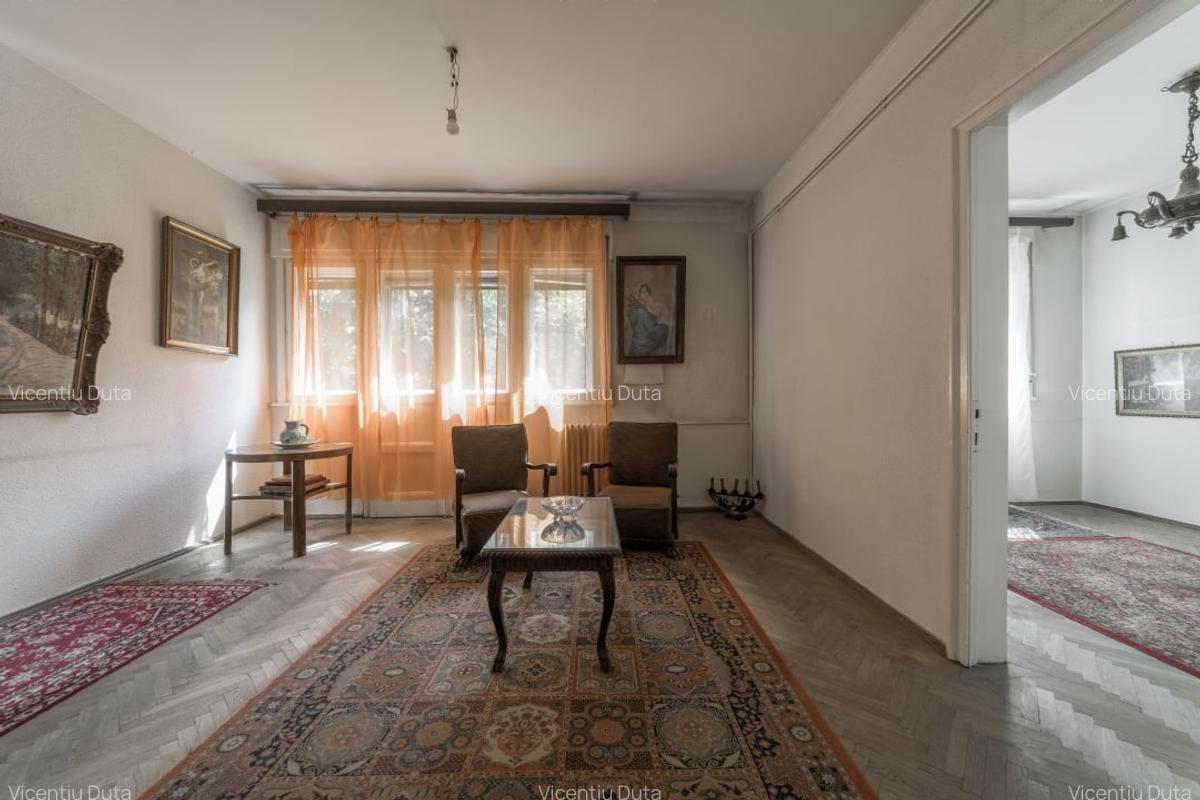 VAND 4(5) CAMERE ZONA PIATA MUNCII AGRICULTORI - 16