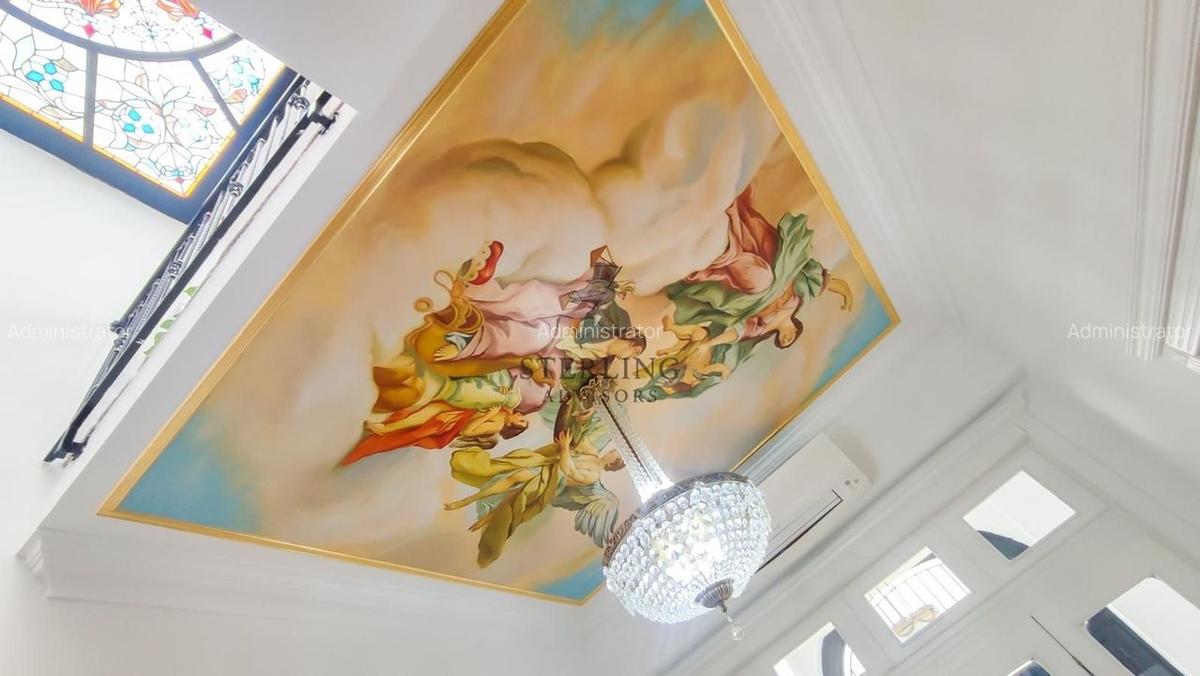 Vila restaurata in cel mai mic detaliu - zona centrala - 47