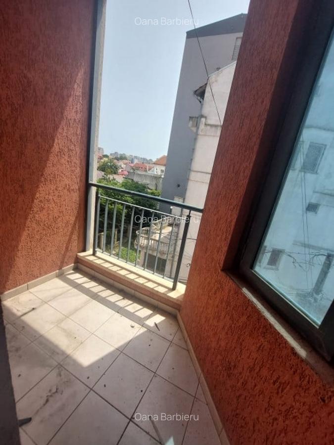 Bd. Mamaia , spatiu birouri, 47 mp. - 16