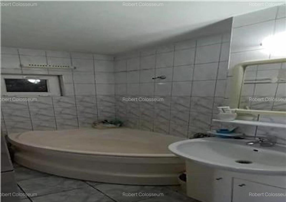 Apartament cu 2 camere, decomandat - zona Tractorul - 9 Apartament cu 2 camere, decomandat - zona Tractorul - 9
