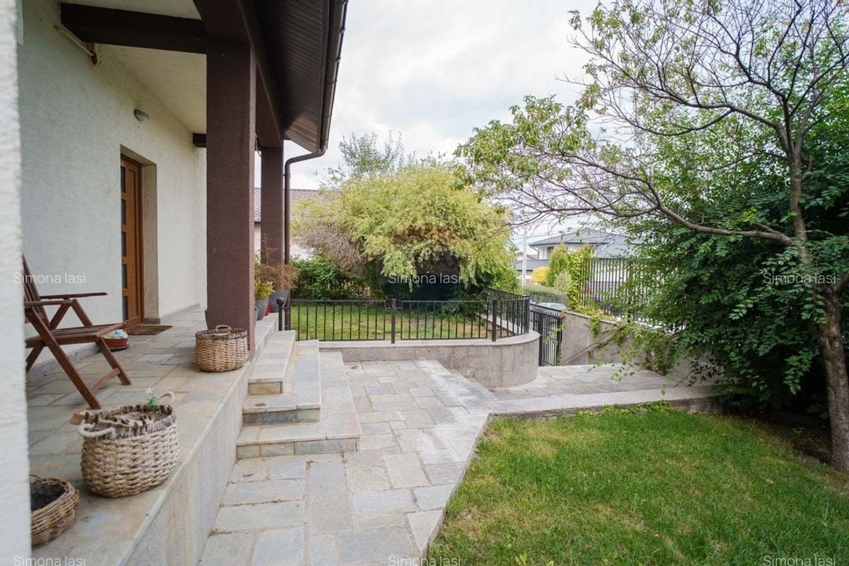 Casa de vanzare, moderna in Hlincea - 2