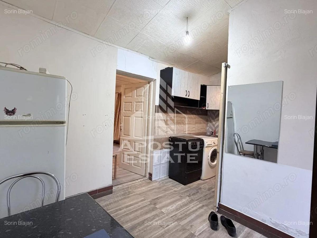 Casa la curte comuna Dambovita malul Begai - 5