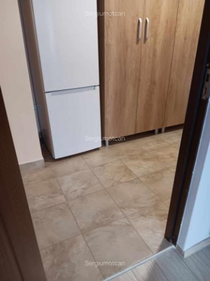 Centru Civic Palas Mall apartament 1 camera decomandat 40 mp cu CT - 8