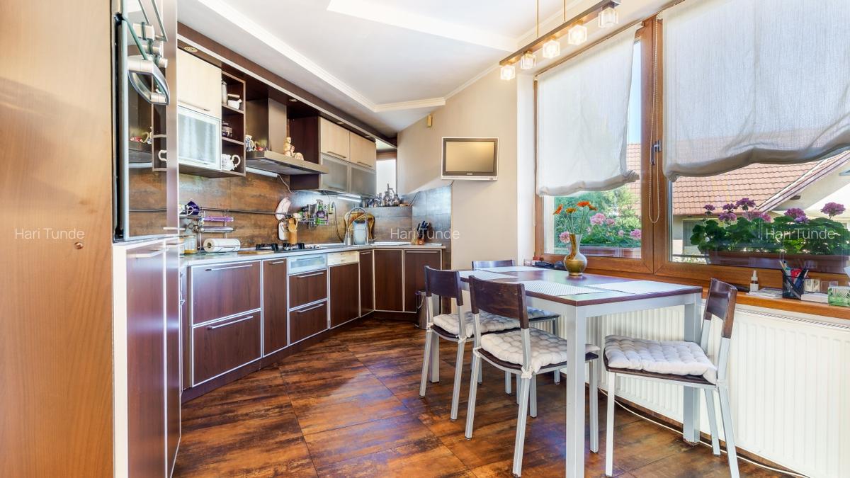 Casa deosebita cu 6 camere de vanzare in zona Andrei Muresanu - 5