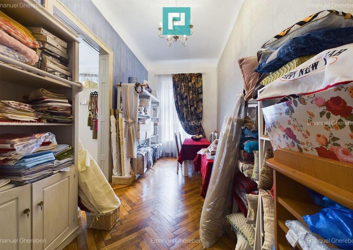 Apartament cu 3 camere, zona ultracentrala - 2