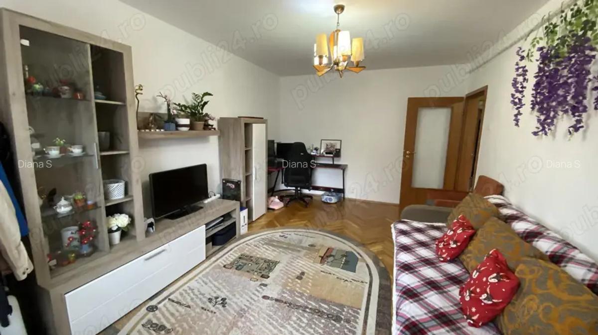 Vand apartament 2 camere 54mp utili, confort 1 decomandat, recent renovat - 2