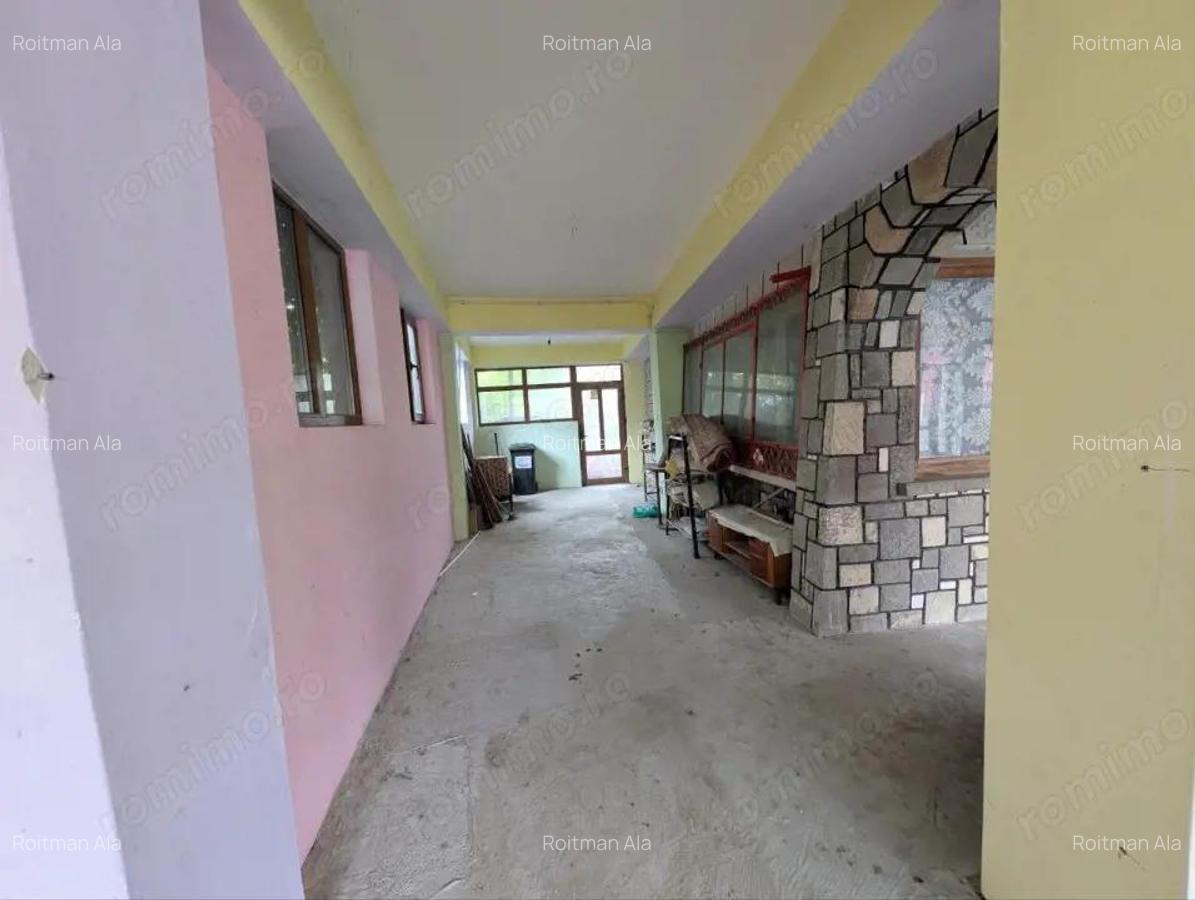 Investitie ideala - Cladire cu Spatiul Comercial la Parter, Teren 845 mp - 7