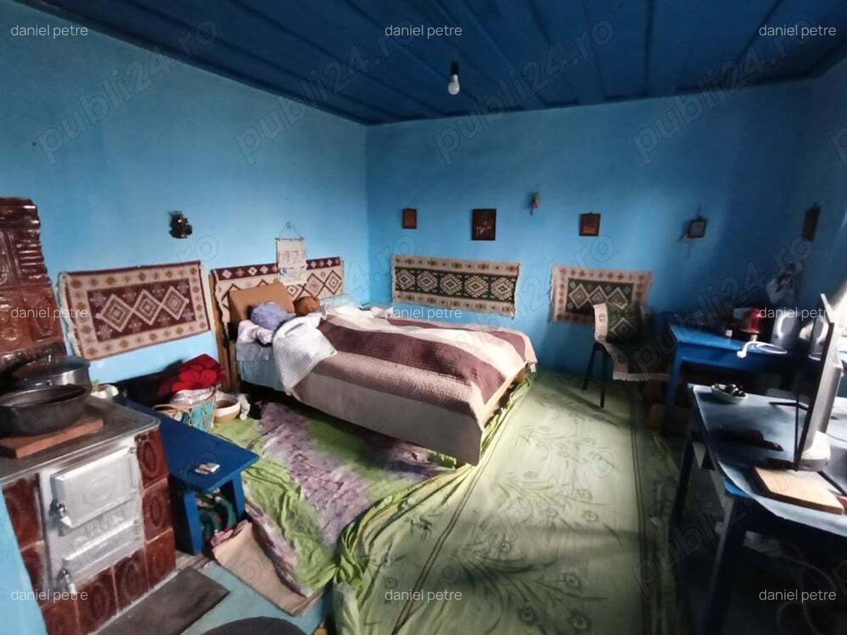 Vand casa batraneasca sat Cochirleni langa Cernavoda 3200mp - 3