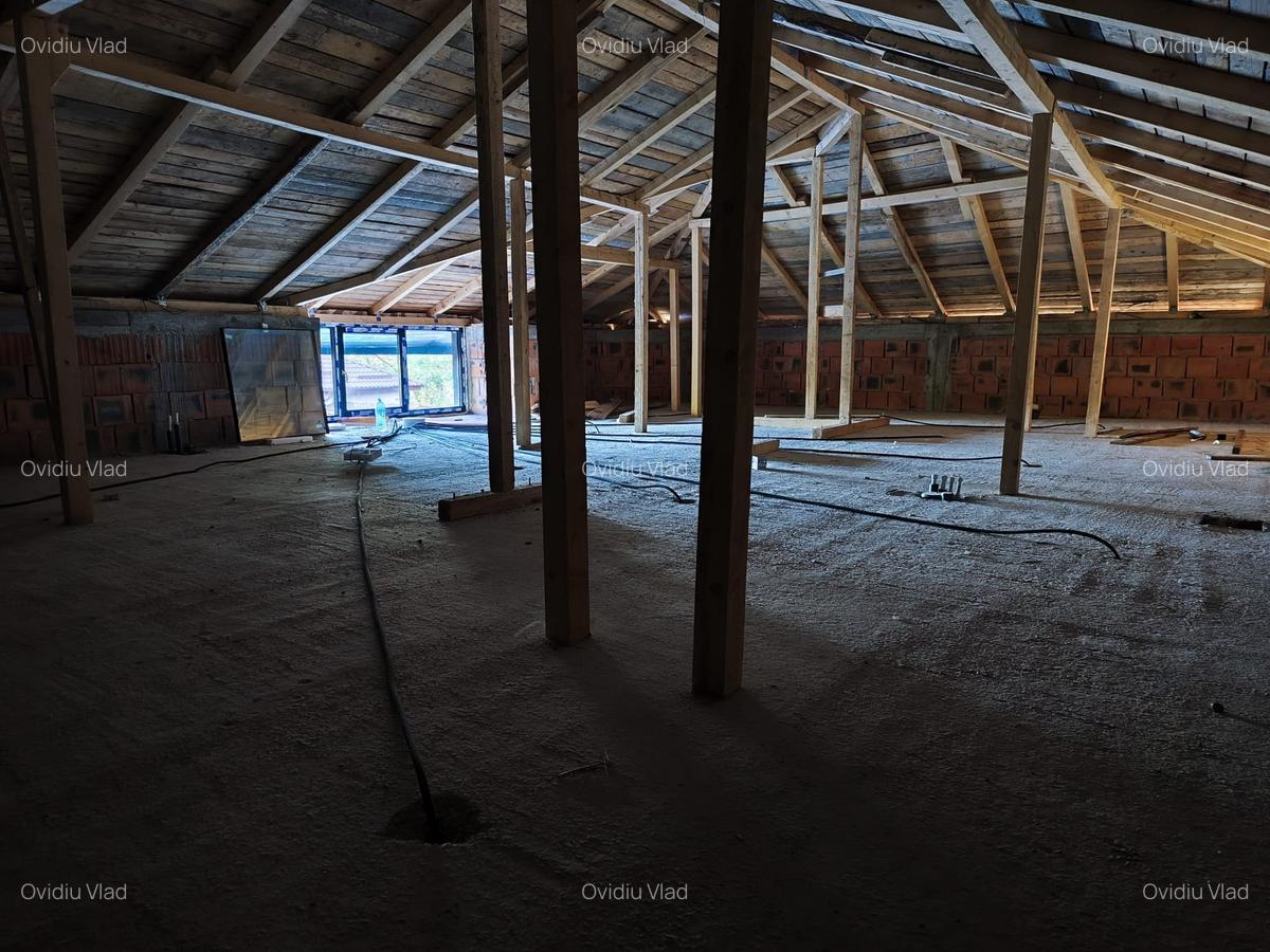 FARA COMISIOANE in Gulia vatra Satului la drum asfaltat casa 4 camere 2 bai P+M - 13