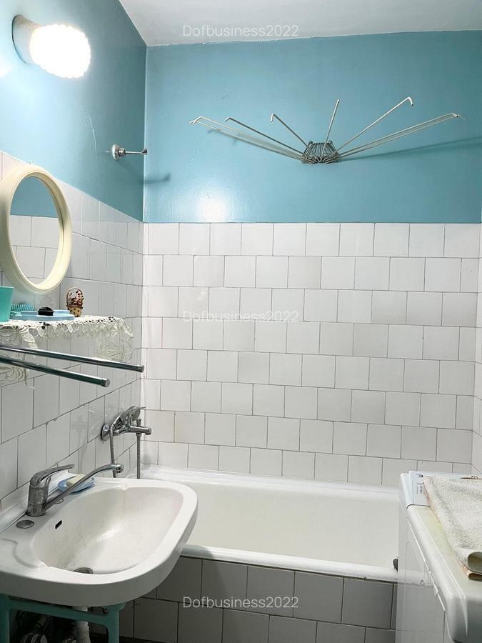 Apartament 2 camere, Etaj 1, Semidecomandat, Piața București, Oradea. - 9