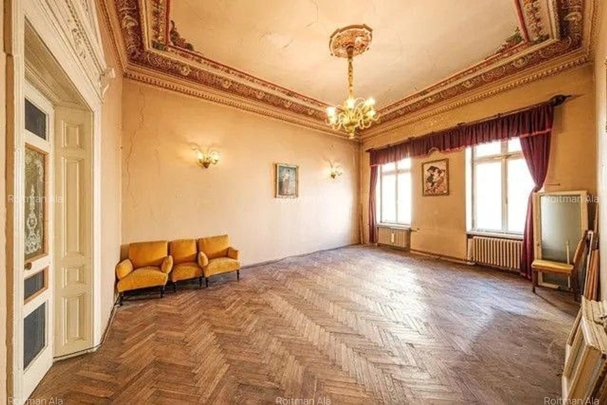 Vila istorica de patrimoniu - 160 mp/teren 262 mp - 3