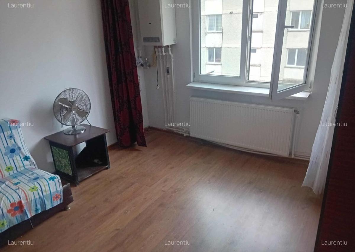 Garsoniera Maratei 24mp etaj 3 renovata centrala termopan baie cu dus - 2