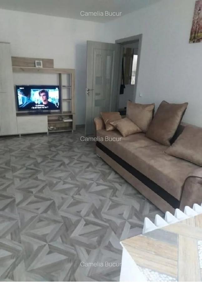 Apartament cu 2 camere - zona Podu Ros - Cantemir - 4