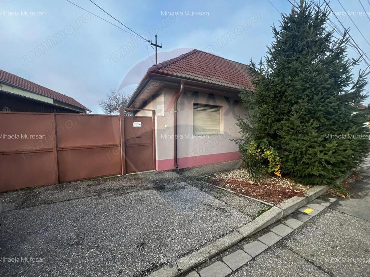 Casa 4 camere 1080 mp teren zona Gradiste - 1