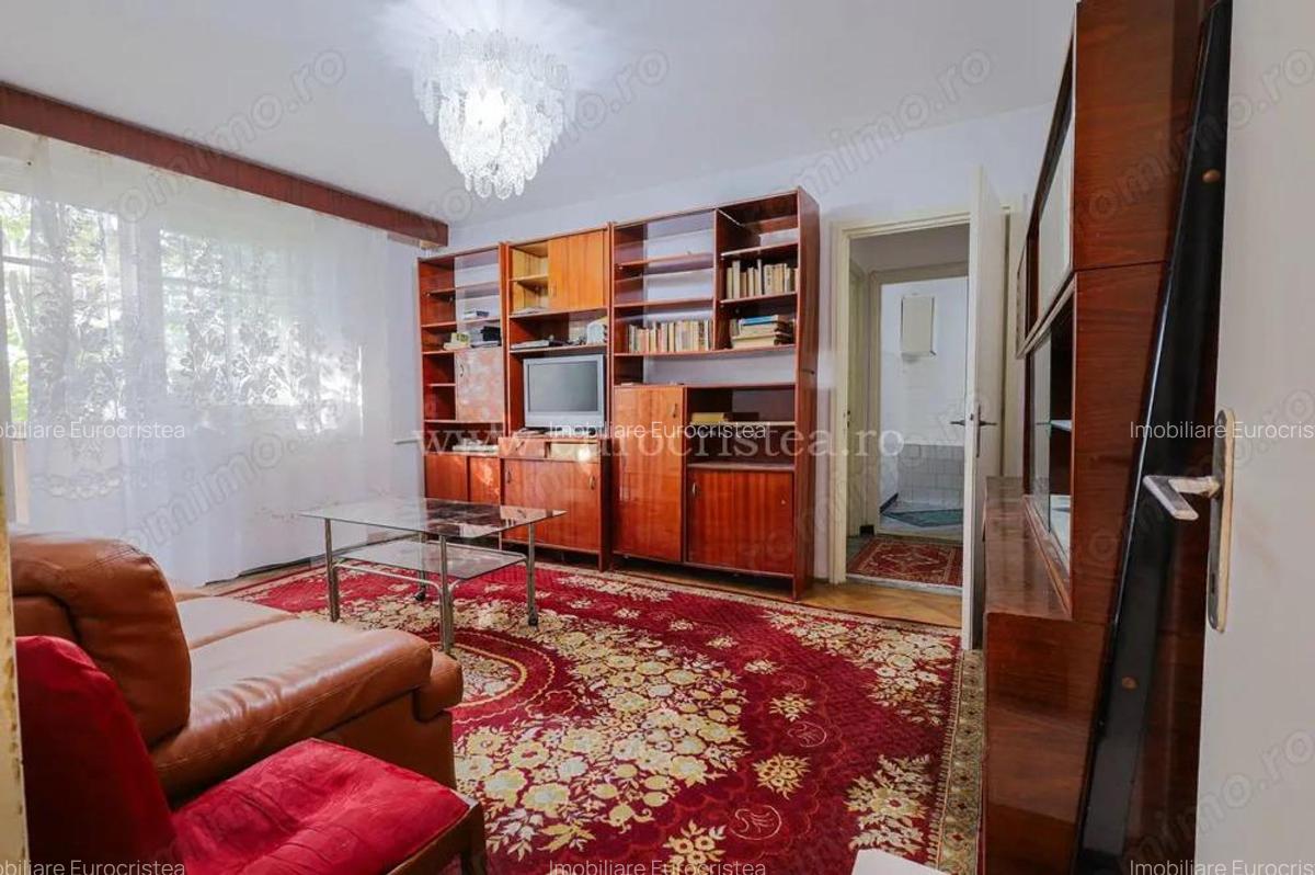 Apartament 2 camere de vanzare in centrul Mangaliei la doar ca?iva pa?i de mare ?i Portul Turistic - 1