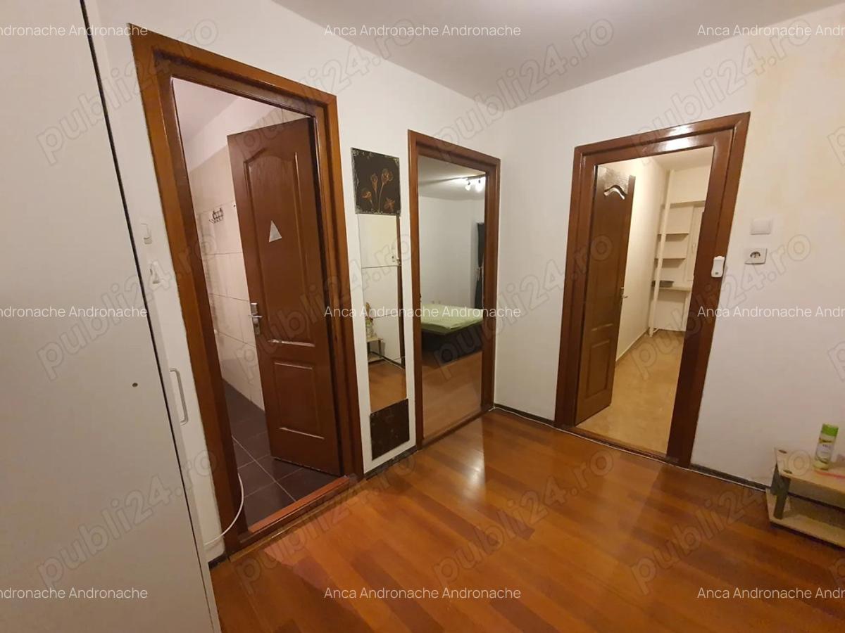 Inchiriez garsoniera Tei - 4