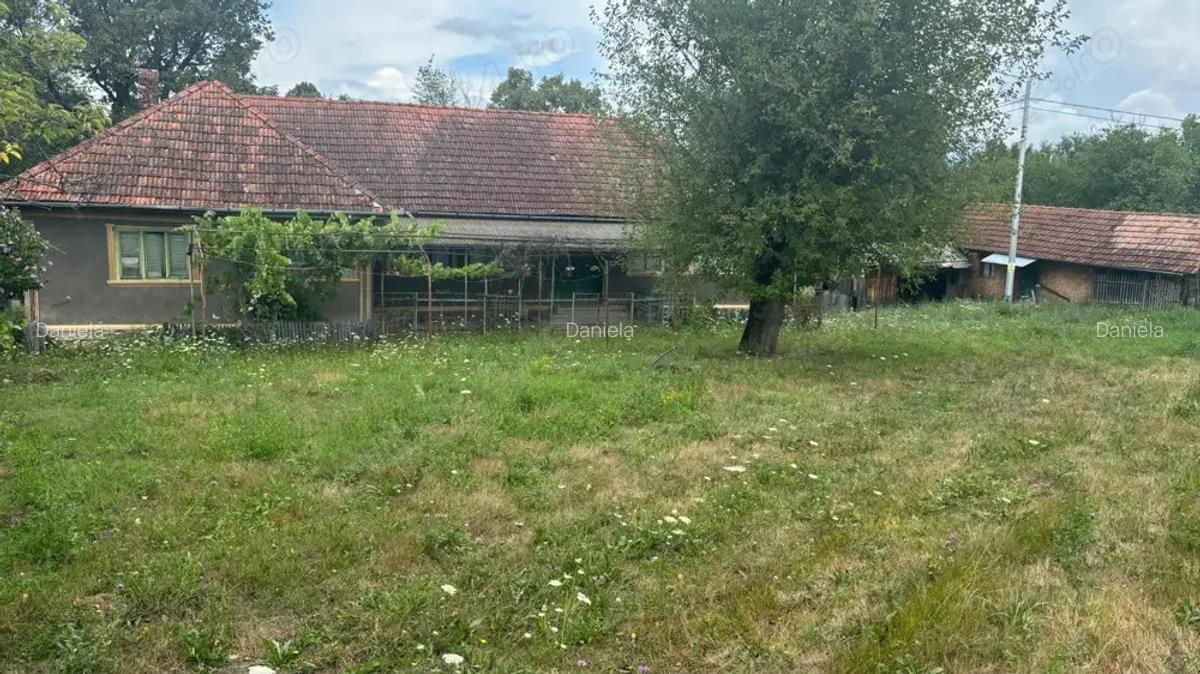 Vand casa in localitatea ?armure, jud Arad - 1
