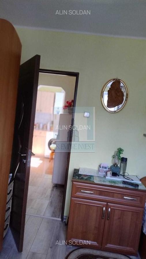 Apartament cu 3 camere decomandat în Noua - 8