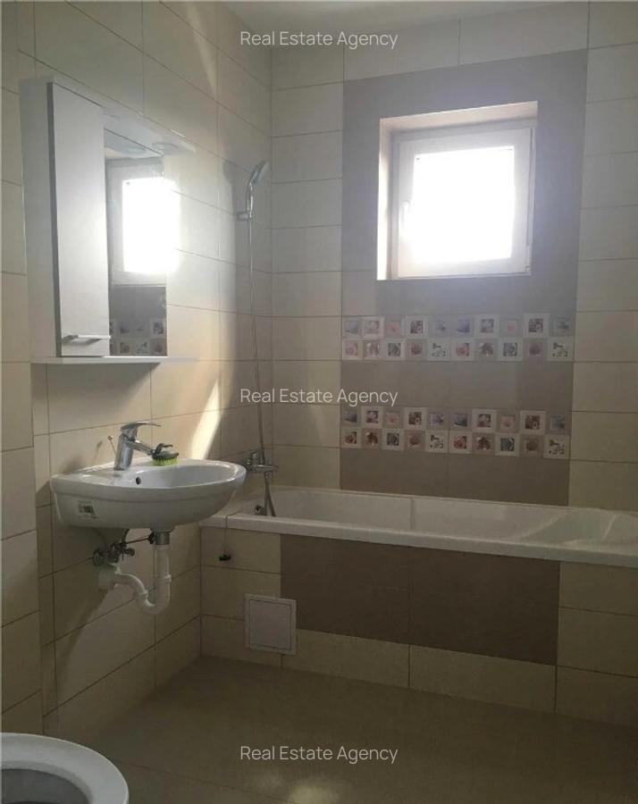 1 camera in zona Aradului - 3