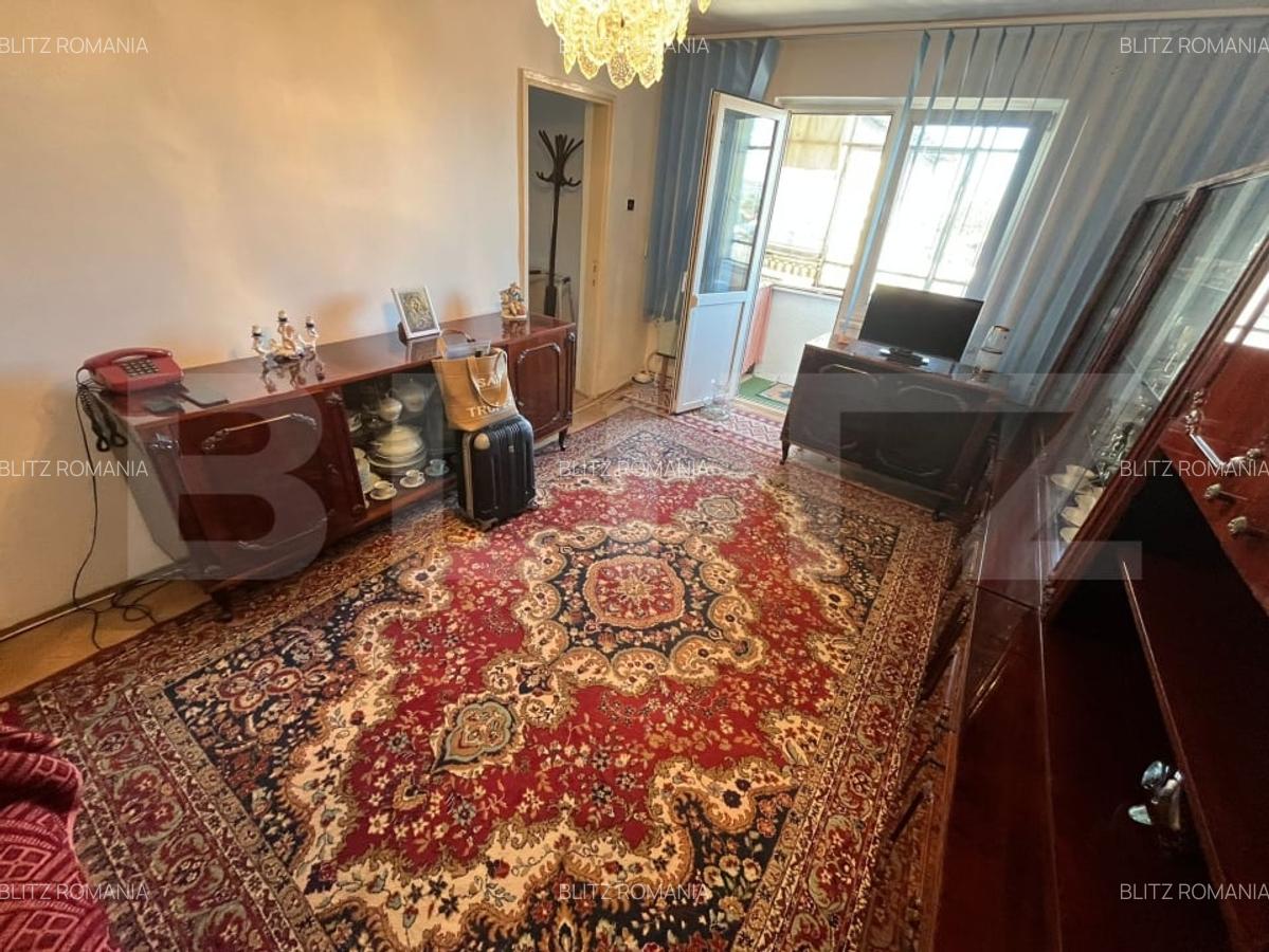 Apartament 4 camere, 53,48 mp, zona Micro 8 - 2