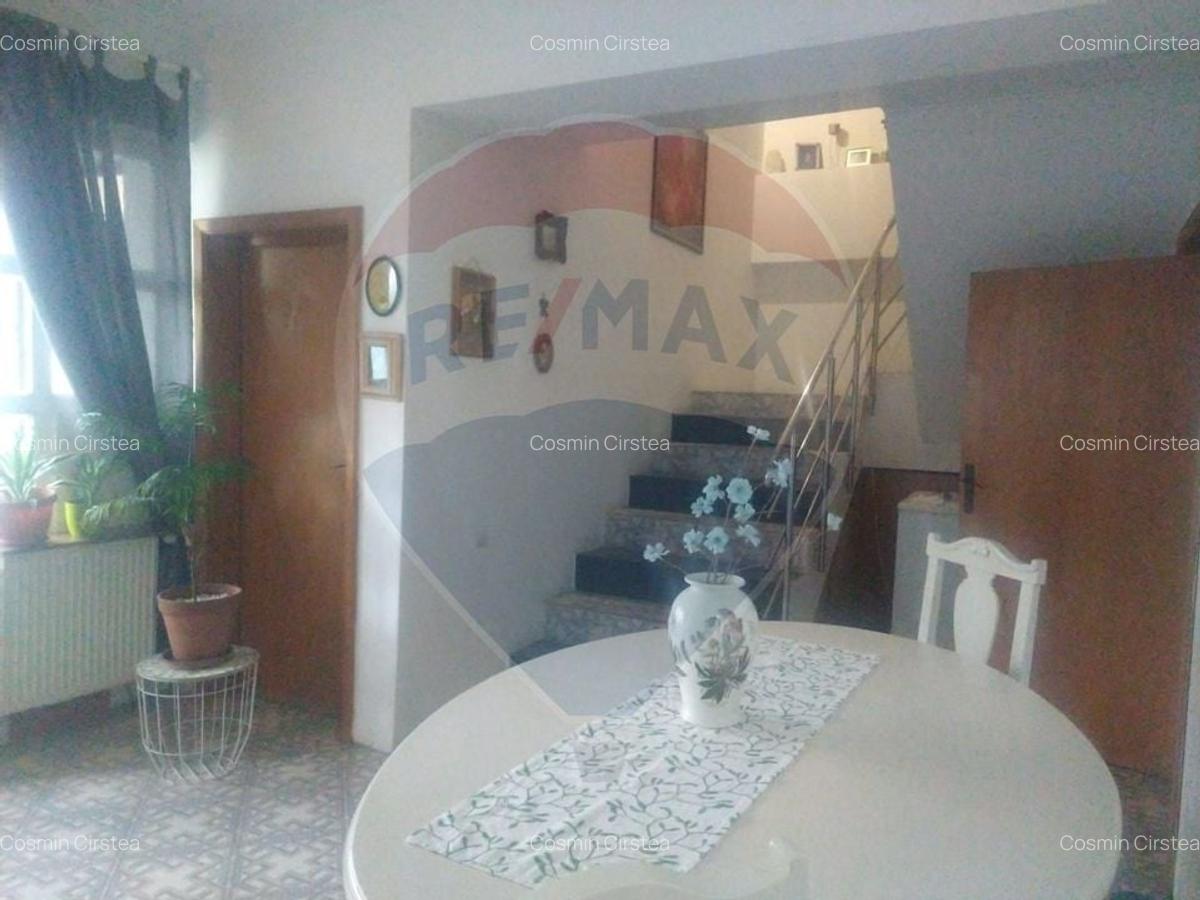 DE VANZARE Casa / Vila cu 6 camere in Popesti-Leordeni - 19