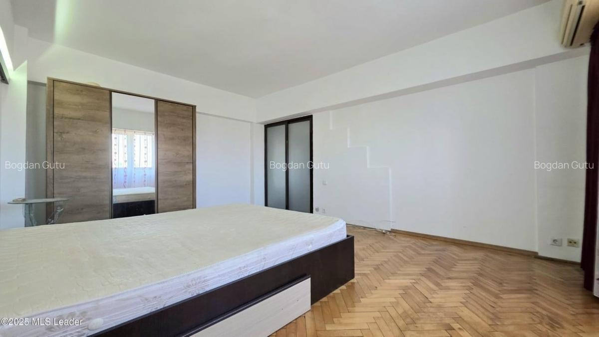 Libertatii - Regina Maria, 3 Camere Decomandat, Panorama - 15