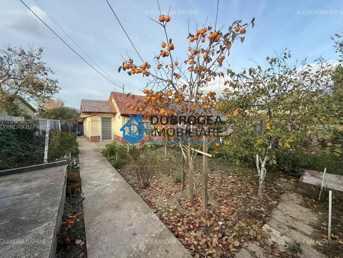 Caslita, casa BCA, iesire la Lac, teren 800 mp - 1