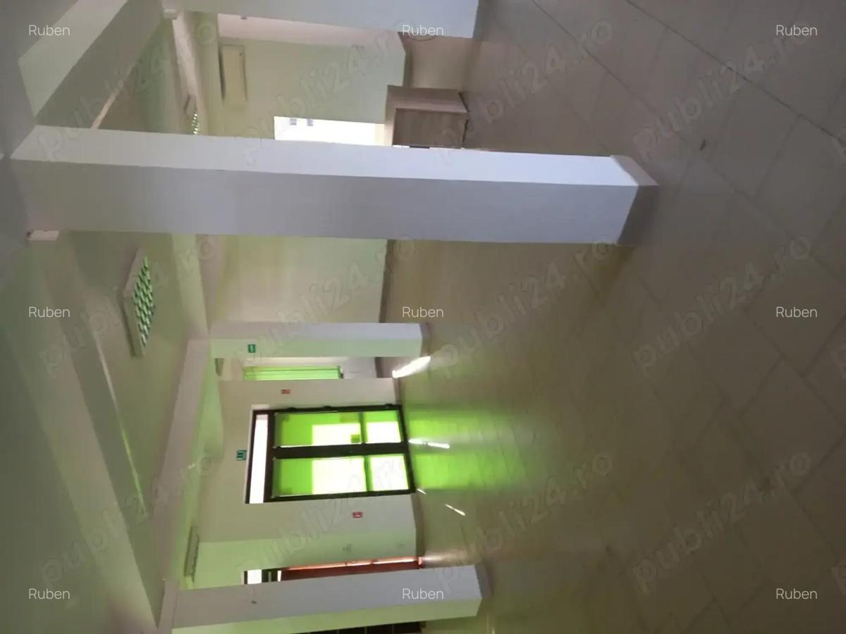Spatiu comercial si birouri,600m - 1
