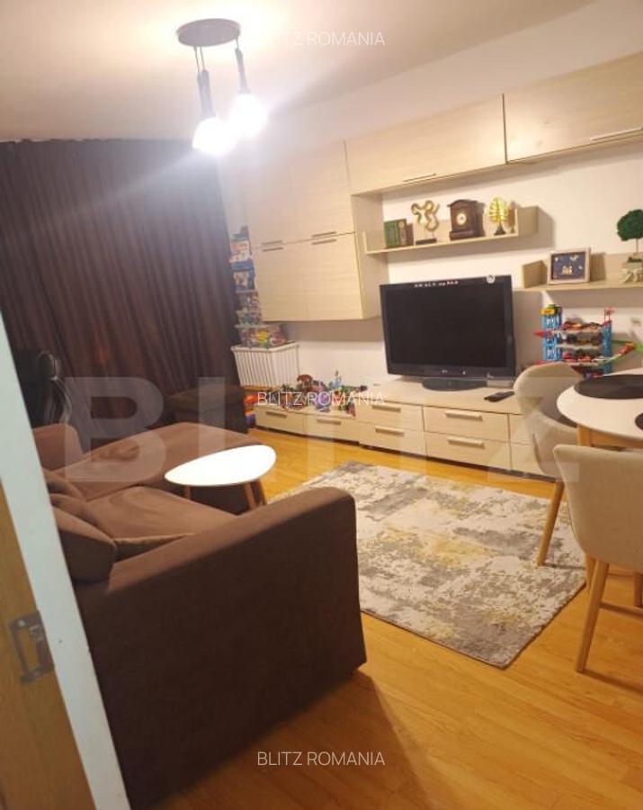 Apartament 3 camere, decomandat, parter, zona Lapus Arges - 10
