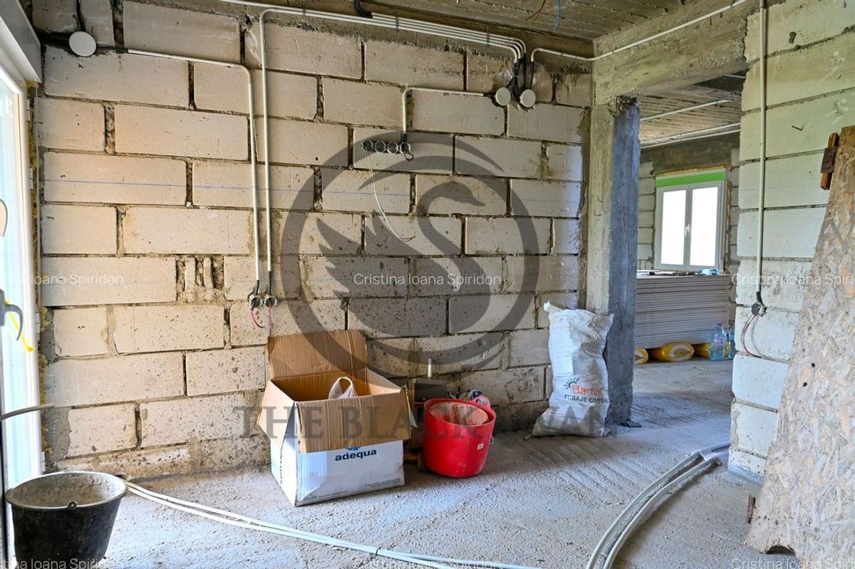 Casa cu 4 camere de vanzare | Loloiasca - Prahova | Comision 0% - 8